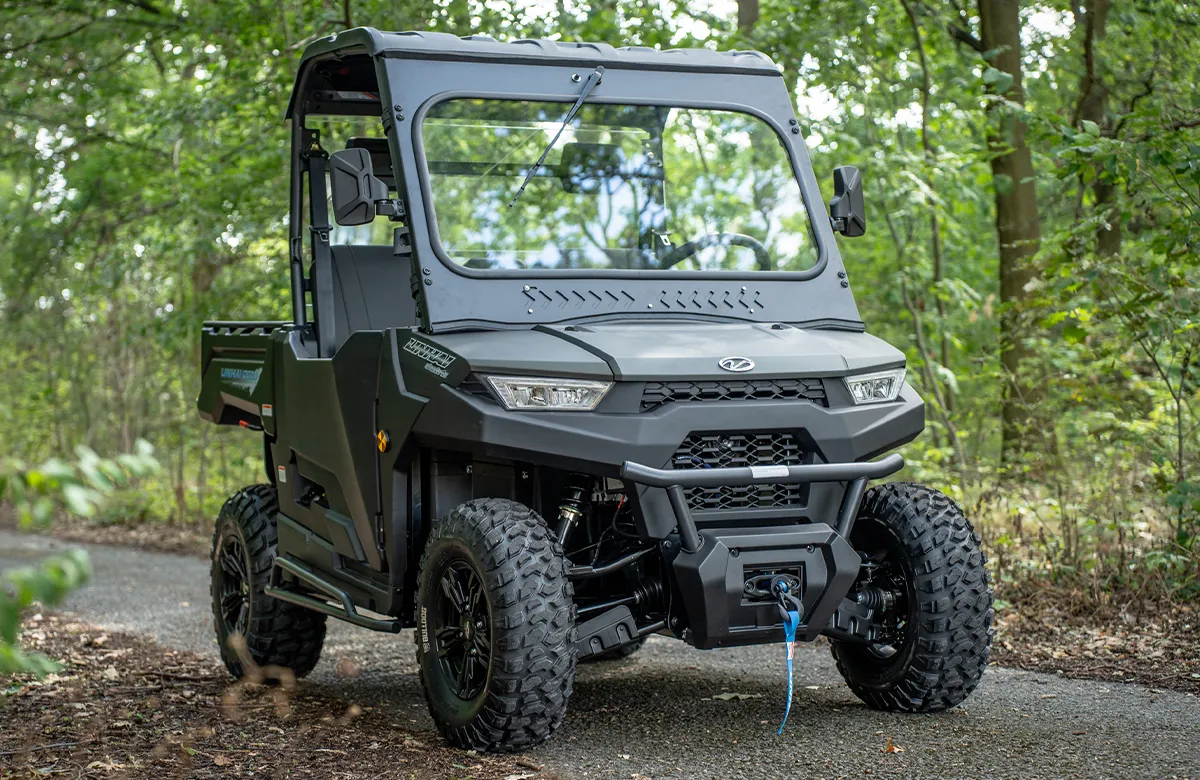 lh-100du-cab-gallery-06-1200x800